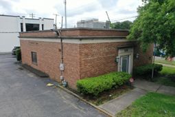 1114 Morrison Drive photo 4