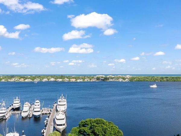 136 Lakeshore Drive, Unit Ph10, North Palm Beach, FL 33408