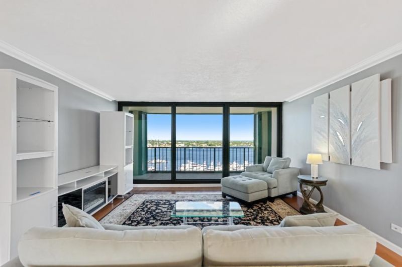 136 Lakeshore Drive, Unit Ph10, North Palm Beach, FL 33408 Photo