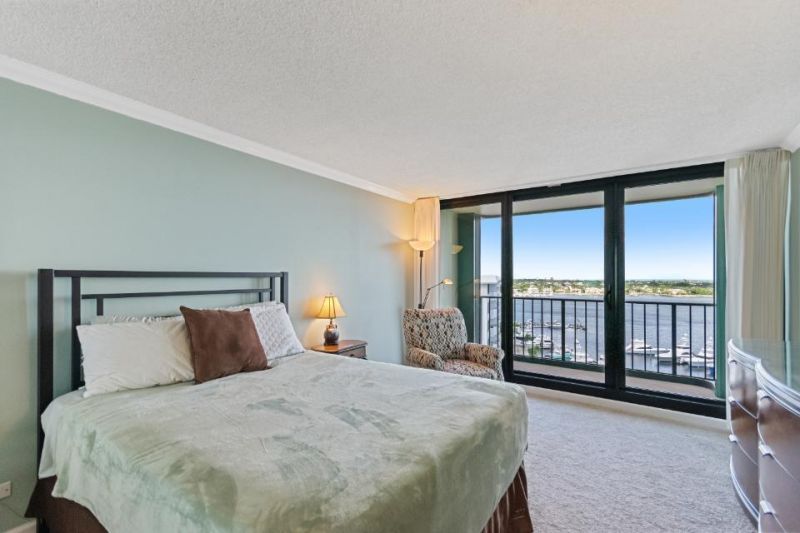 136 Lakeshore Drive, Unit Ph10, North Palm Beach, FL 33408 Photo