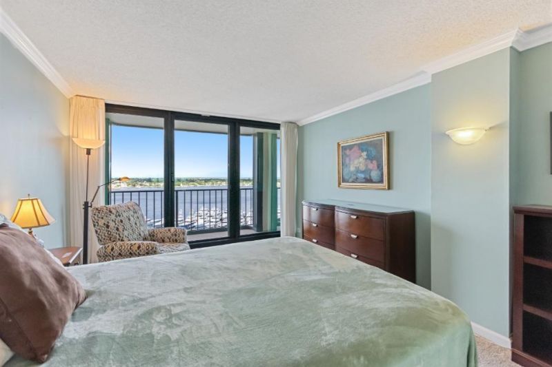 136 Lakeshore Drive, Unit Ph10, North Palm Beach, FL 33408 Photo