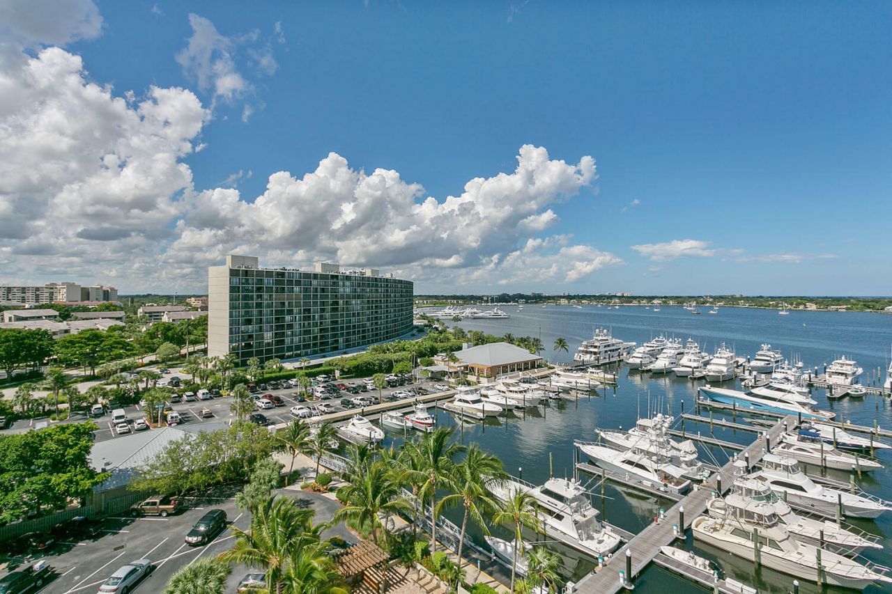 136 Lakeshore Drive, Unit Ph10, North Palm Beach, FL 33408 Photo