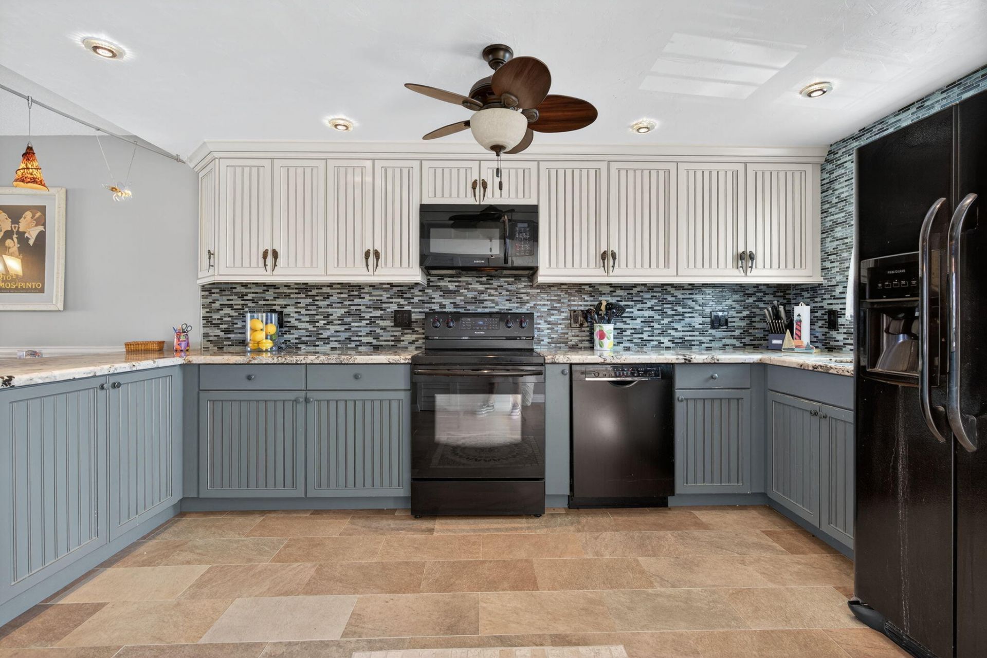 36 Yacht Club Drive, Unit 307, North Palm Beach, FL 33408 Photo