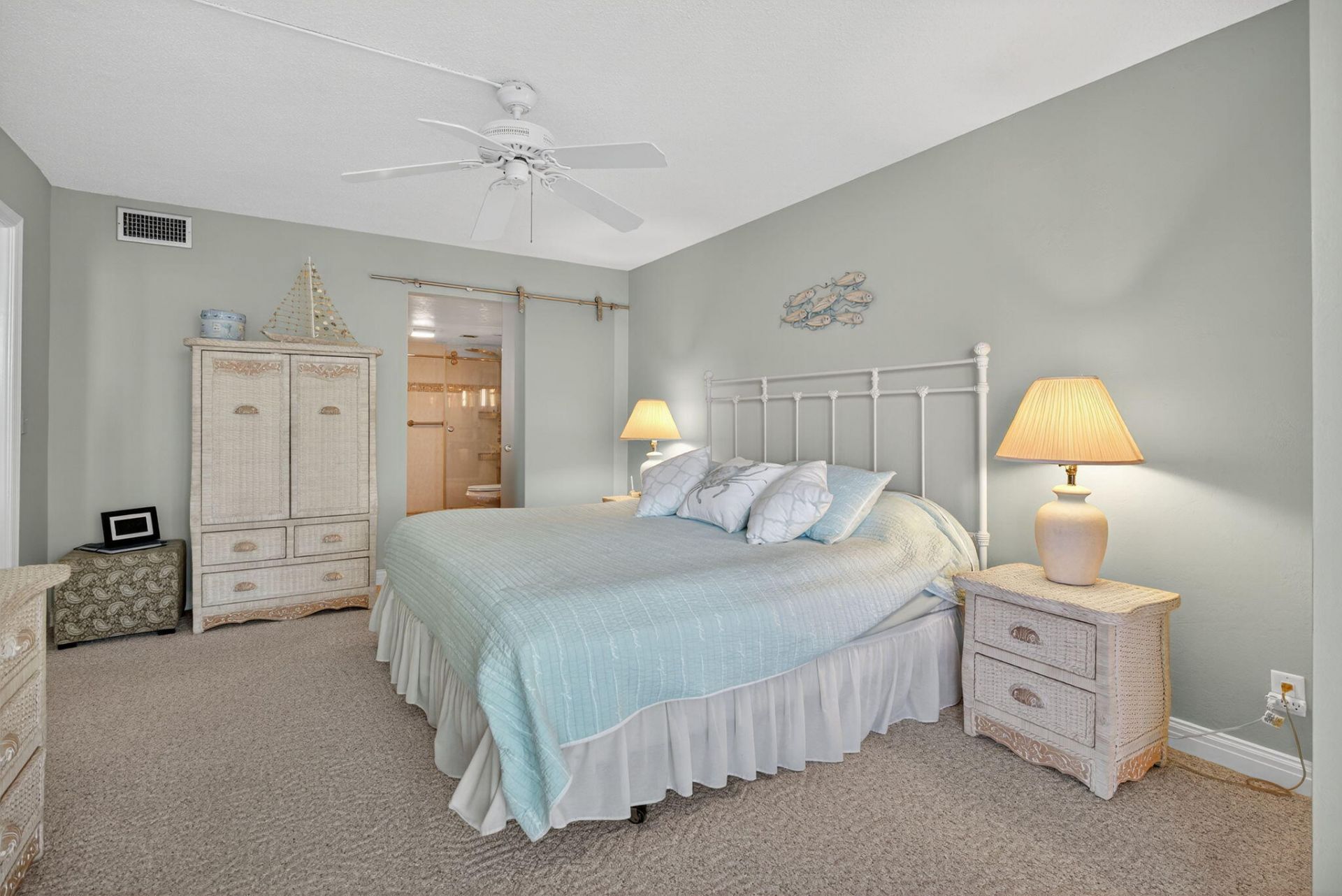 36 Yacht Club Drive, Unit 307, North Palm Beach, FL 33408 Photo