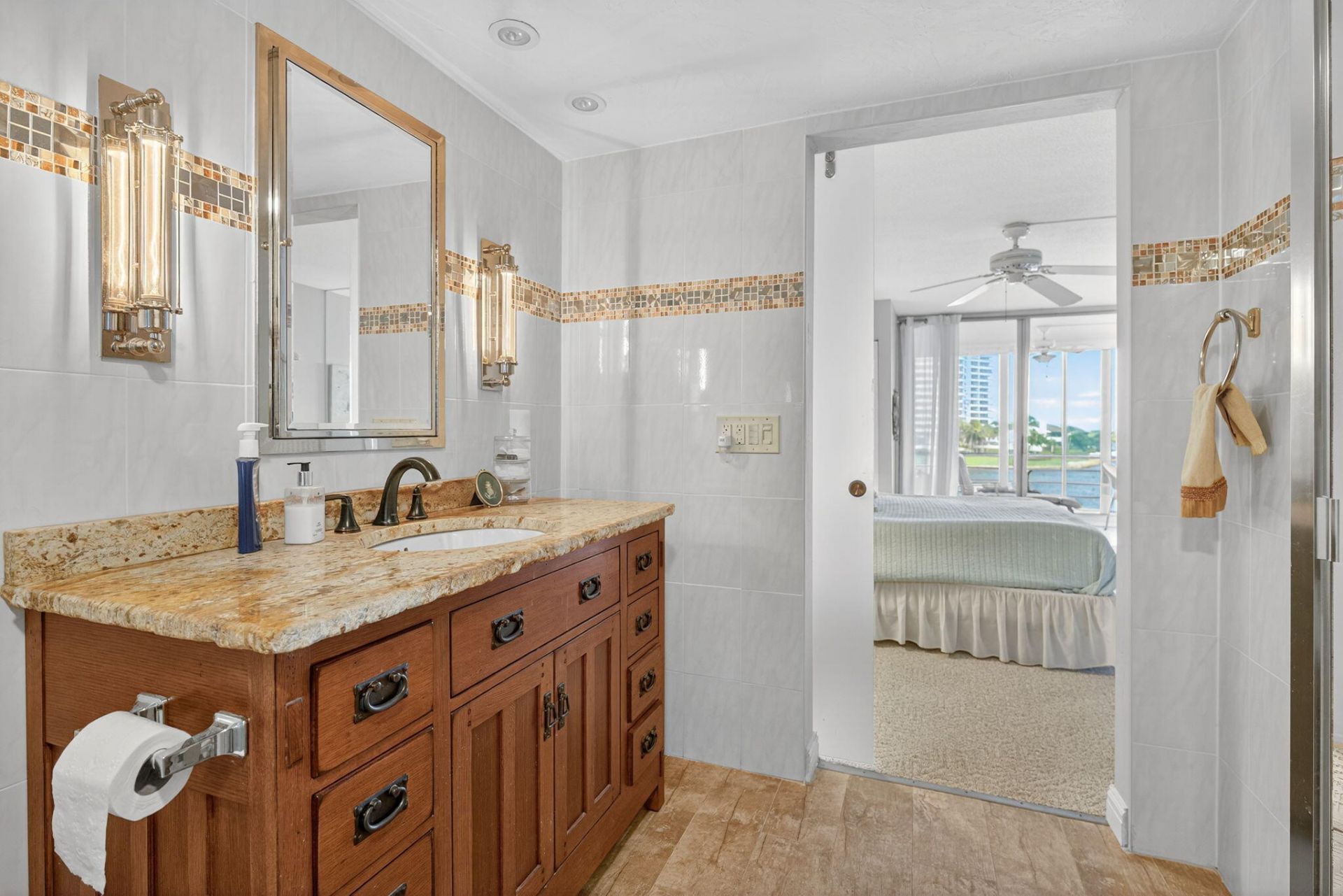 36 Yacht Club Drive, Unit 307, North Palm Beach, FL 33408 Photo