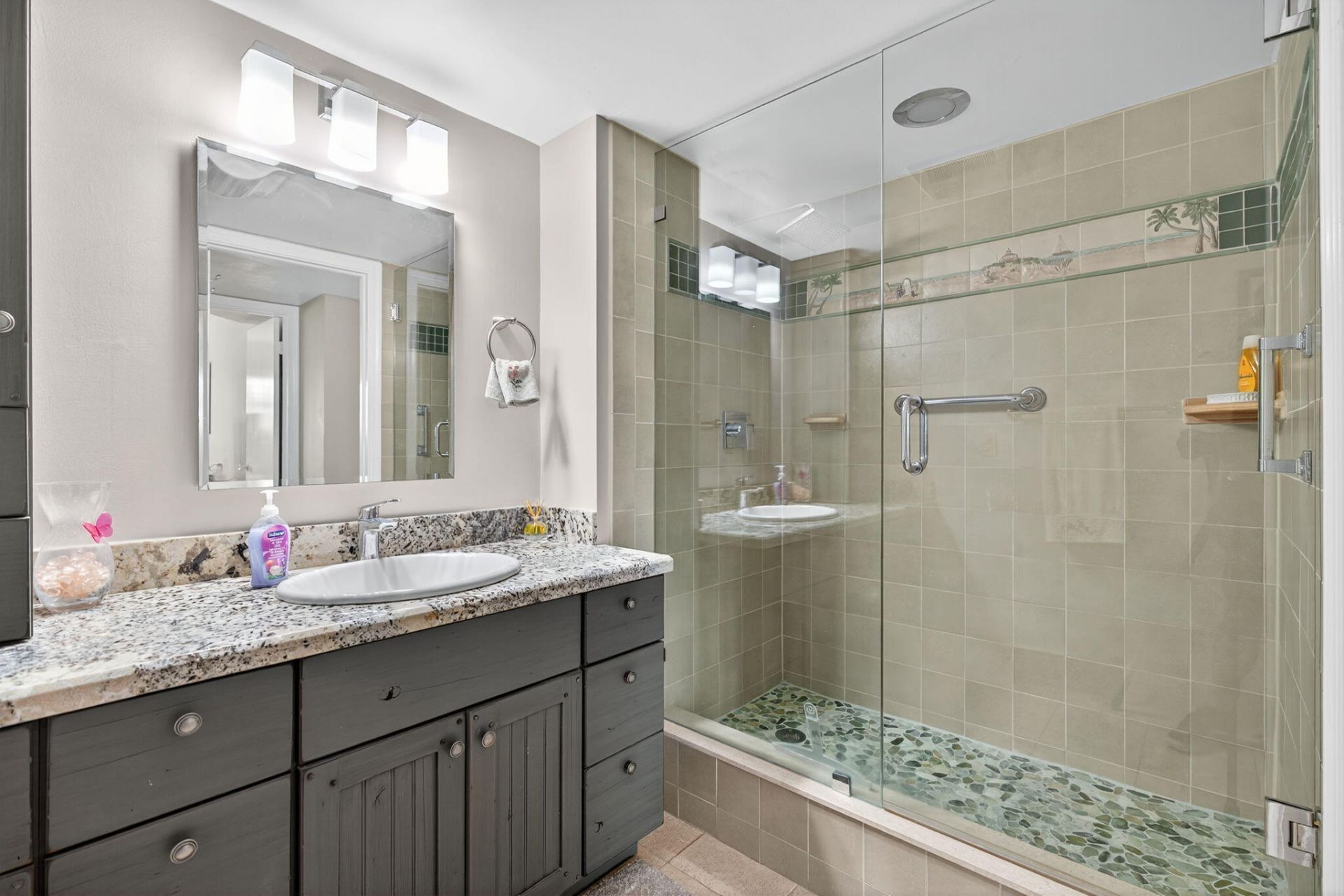 36 Yacht Club Drive, Unit 307, North Palm Beach, FL 33408 Photo