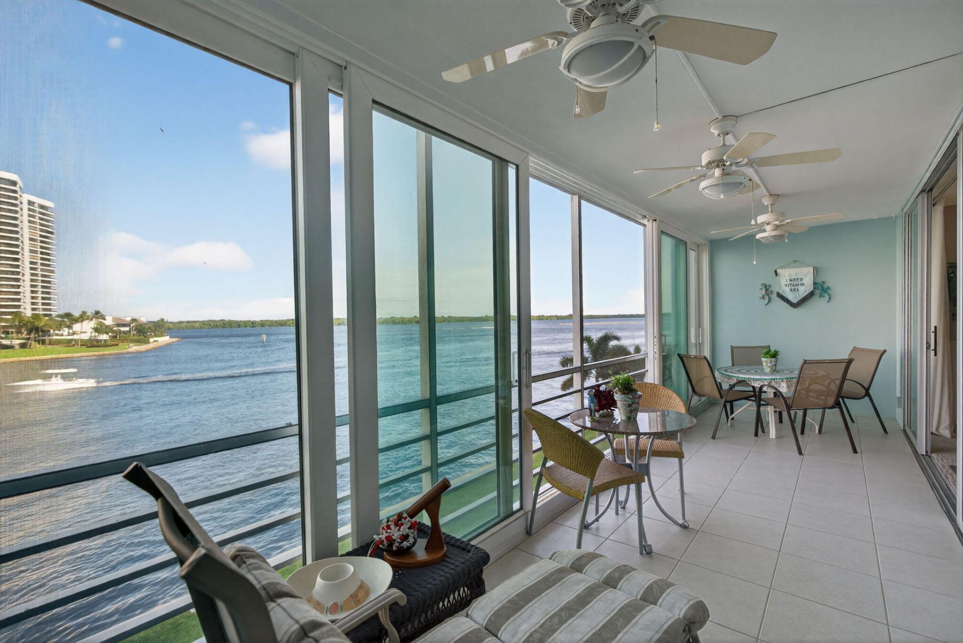 36 Yacht Club Drive, Unit 307, North Palm Beach, FL 33408 Photo