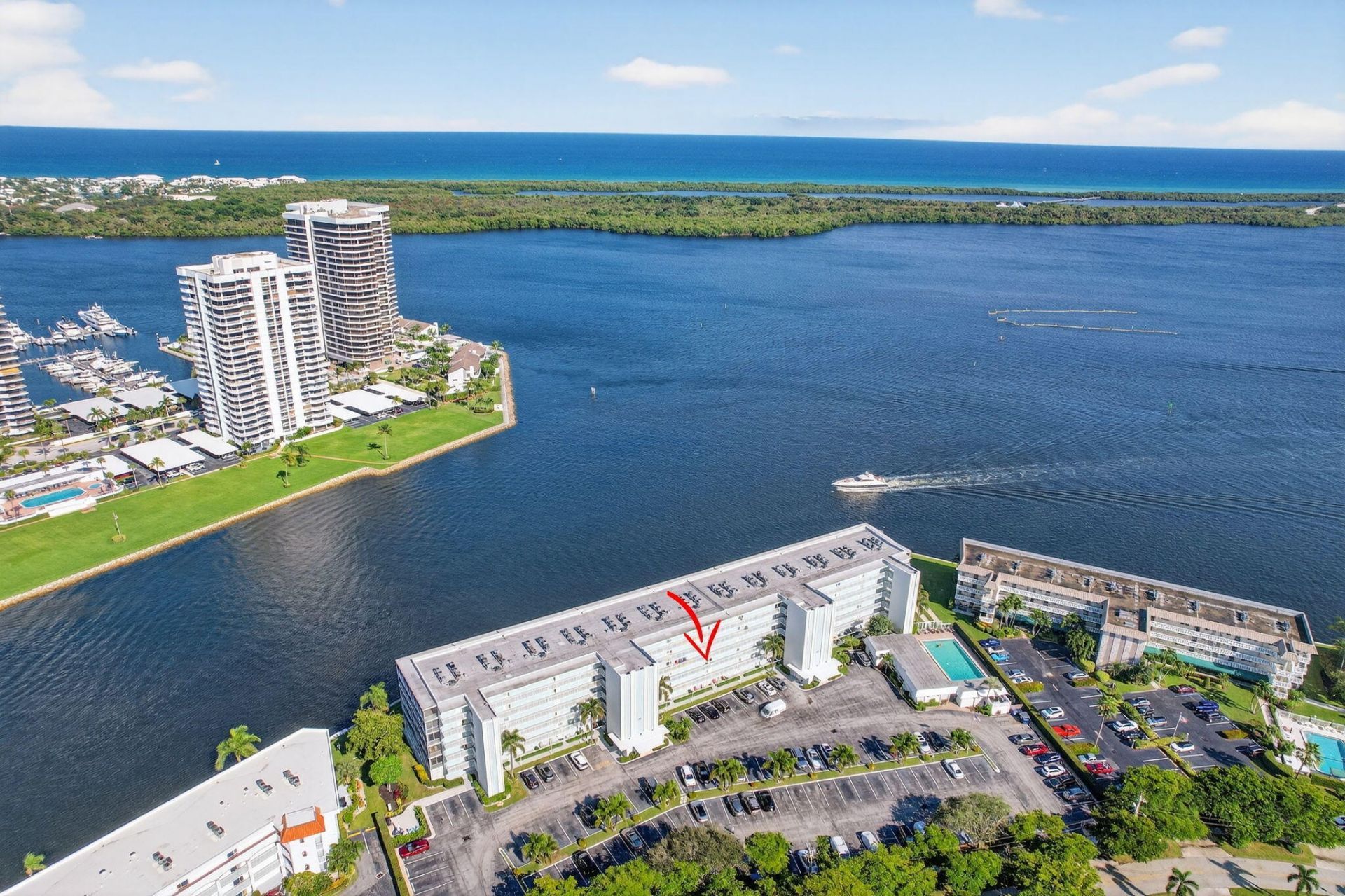 36 Yacht Club Drive, Unit 307, North Palm Beach, FL 33408 Photo