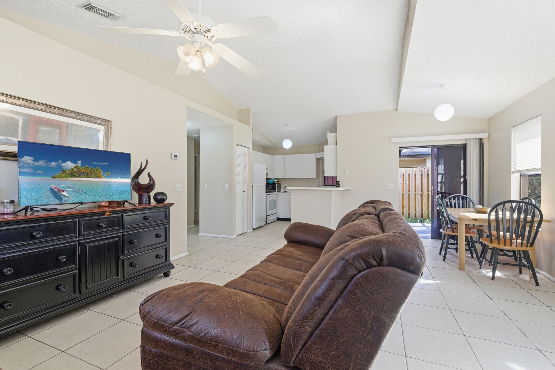 2832 Stoneway Lane, Unit B, Fort Pierce, FL 34982 Photo