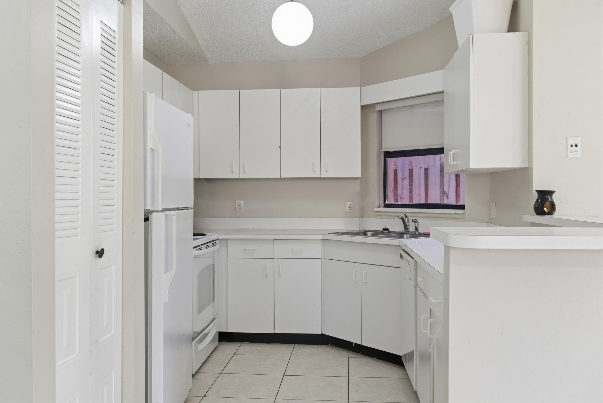 2832 Stoneway Lane, Unit B, Fort Pierce, FL 34982 Photo