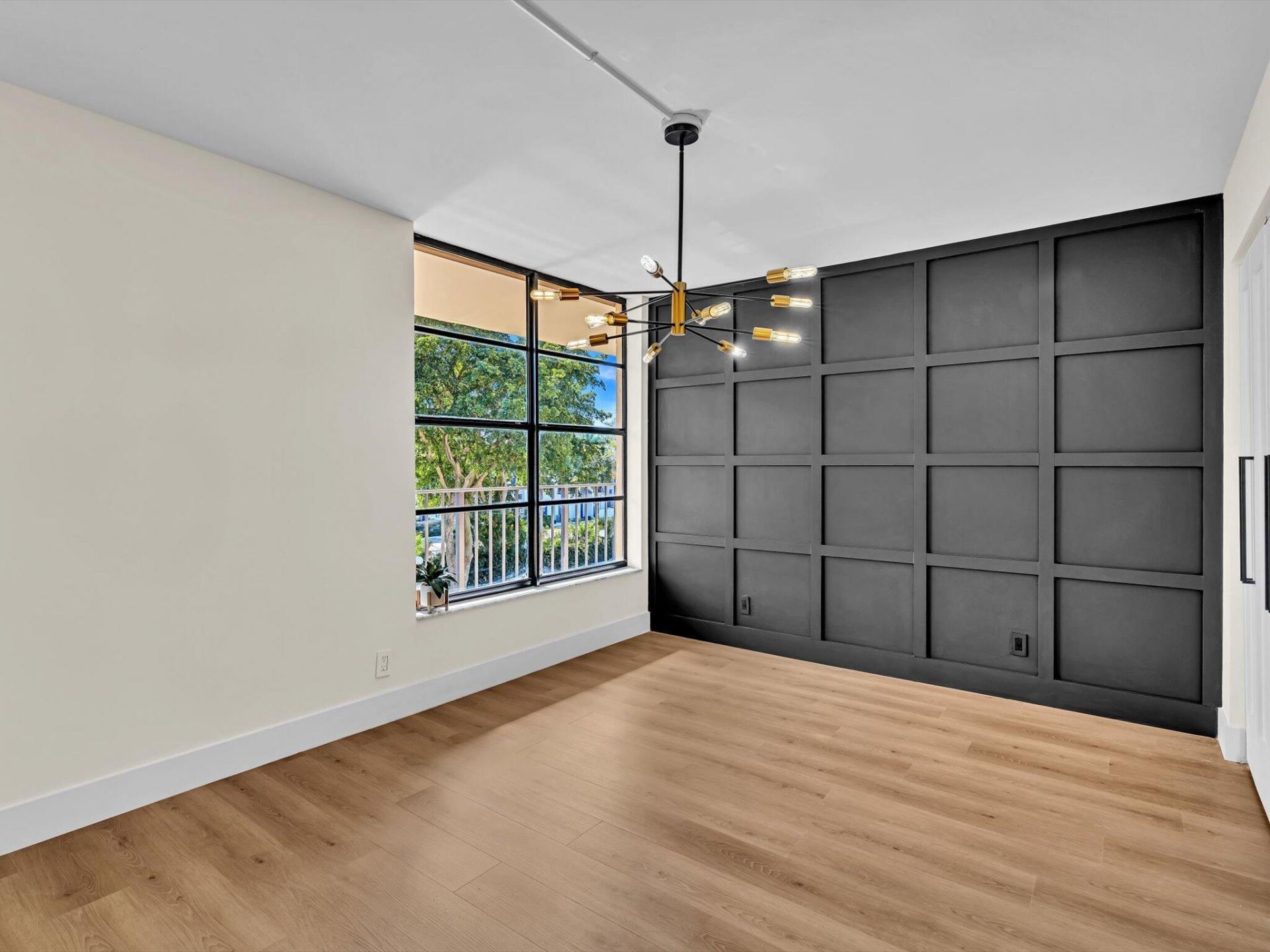 21 Royal Palm Way, Unit 303, Boca Raton, FL 33432 Photo