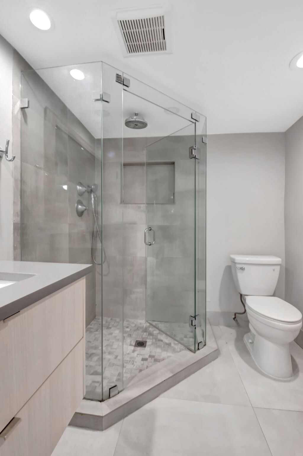 750 NE Spanish River Boulevard, Unit 103, Boca Raton, FL 33431 Photo