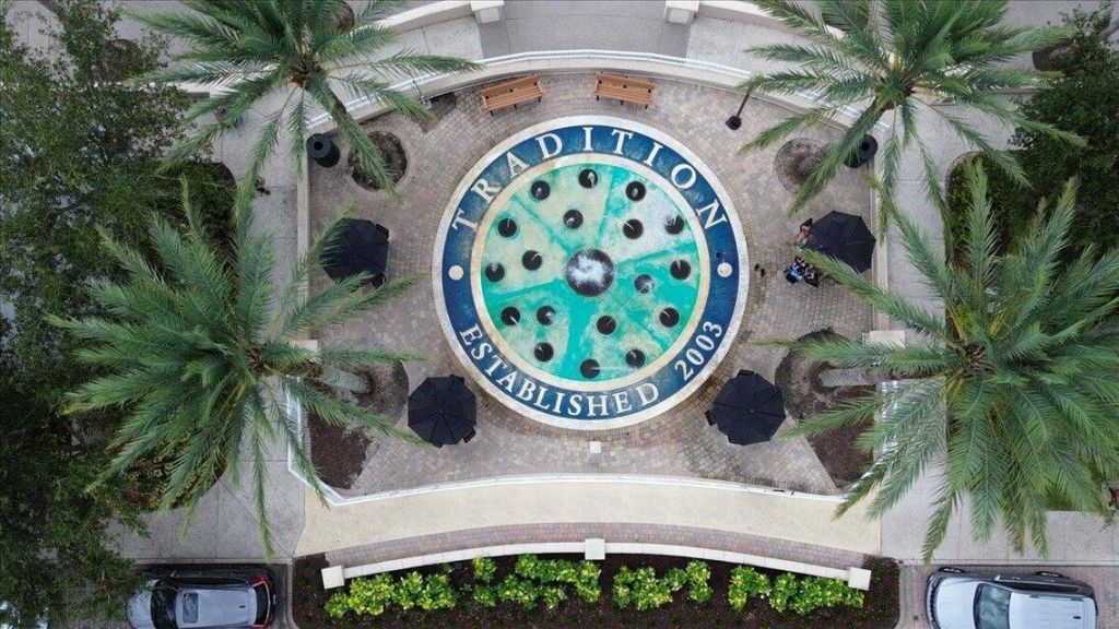 11400 SW Hillcrest Circle, Port Saint Lucie, FL 34987 Photo