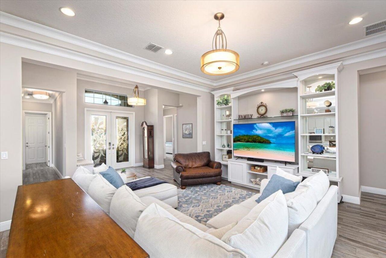 11400 SW Hillcrest Circle, Port Saint Lucie, FL 34987 Photo