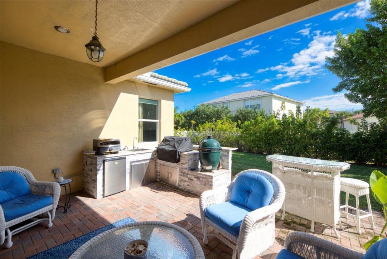 11400 SW Hillcrest Circle, Port Saint Lucie, FL 34987 Photo