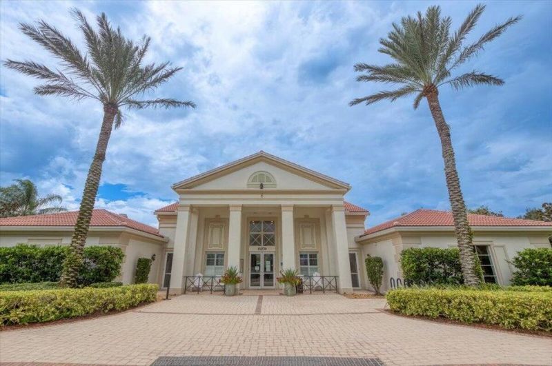 11400 SW Hillcrest Circle, Port Saint Lucie, FL 34987 Photo