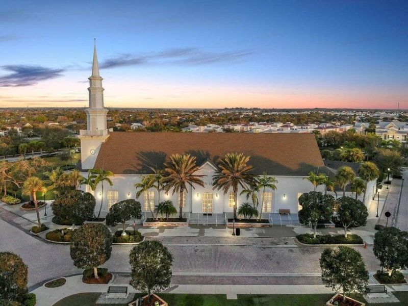 11400 SW Hillcrest Circle, Port Saint Lucie, FL 34987 Photo