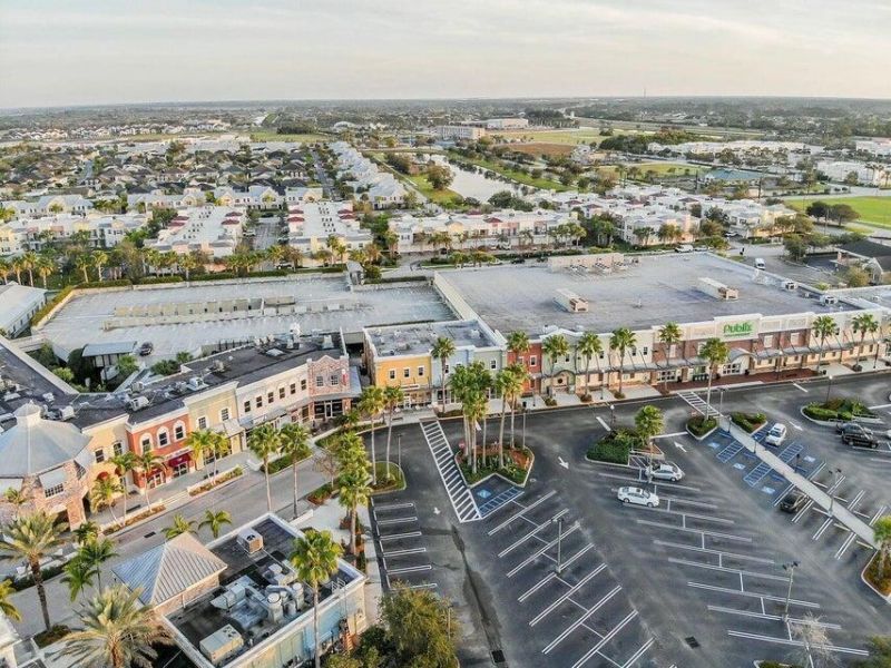 11400 SW Hillcrest Circle, Port Saint Lucie, FL 34987 Photo