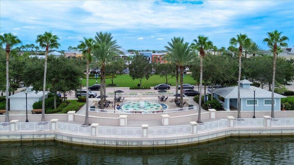 11400 SW Hillcrest Circle, Port Saint Lucie, FL 34987 Photo