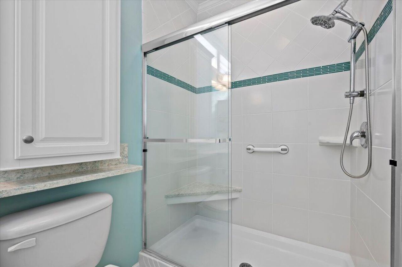 10701 S Ocean Drive, Unit 827, Jensen Beach, FL 34957 Photo