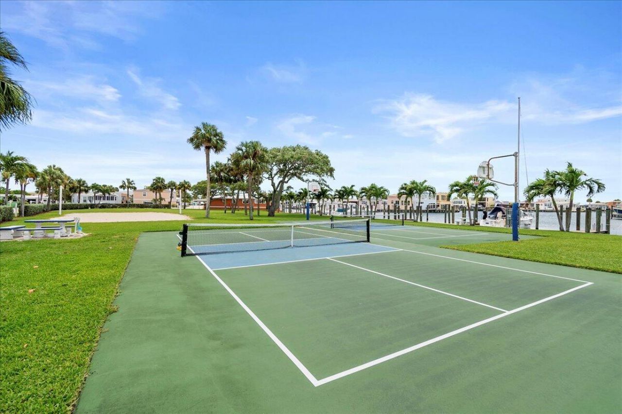 10701 S Ocean Drive, Unit 827, Jensen Beach, FL 34957 Photo