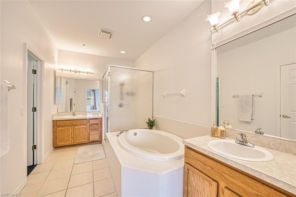 14732 Calusa Palms Dr, Unit 202, Fort Myers, FL 33919 Photo