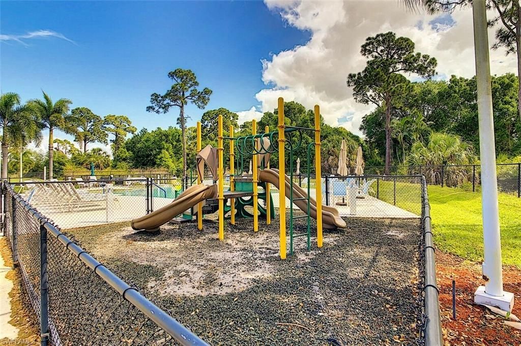 14732 Calusa Palms Dr, Unit 202, Fort Myers, FL 33919 Photo