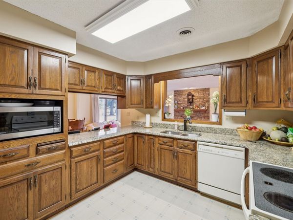 1299 Dennler Drive, Alleman, IA 50007