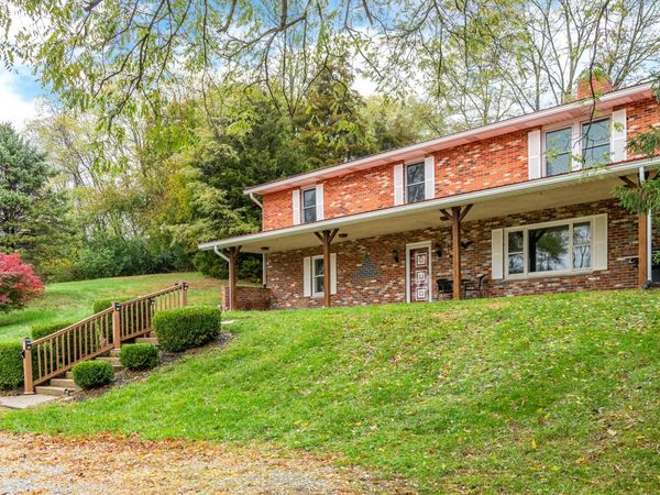 5230 W US Highway 36, Urbana, OH 43078