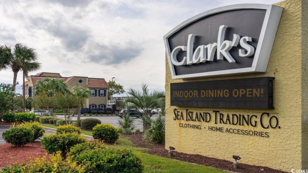 267 Ridley St Photo 31