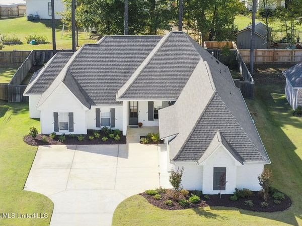 433 Crossvine Place, Madison, MS 39110