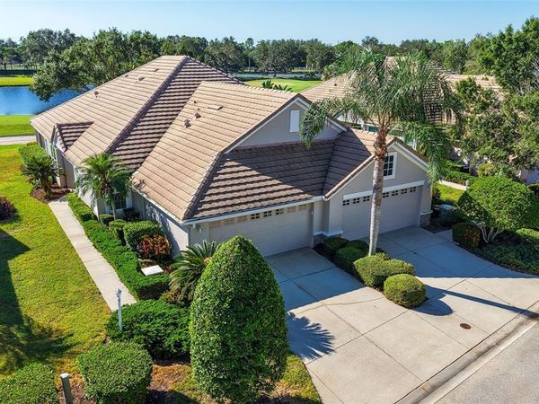 7038 WOODMORE TERRACE, LAKEWOOD RANCH, FL 34202