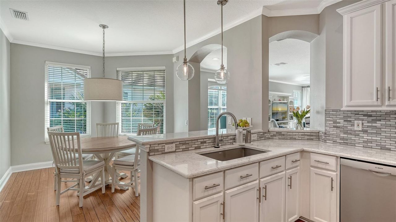 7038 Woodmore Terrace, Lakewood Ranch, FL 34202 Photo