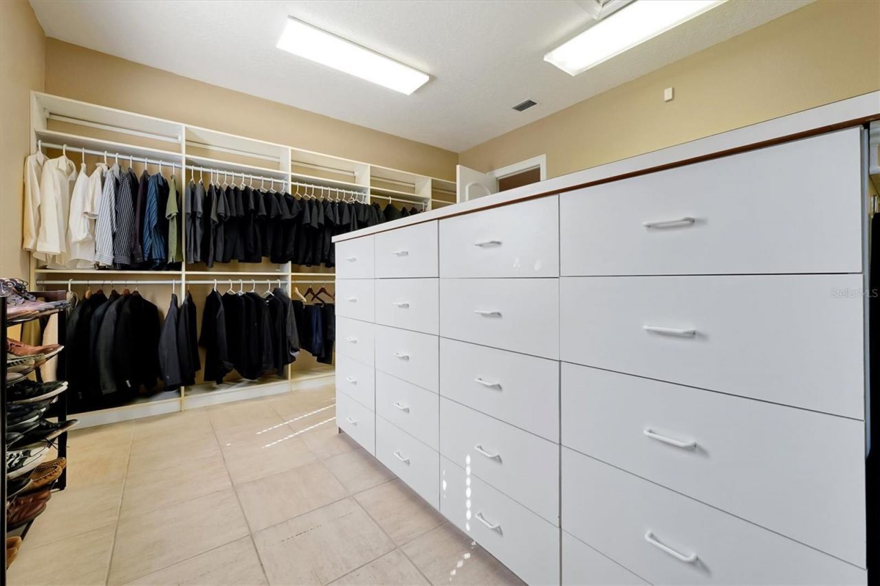 4209 Lake Lockhart Drive, Orlando, FL 32810 Photo