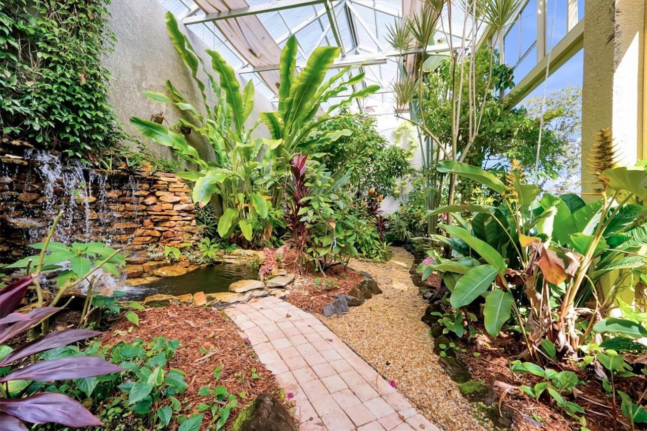 4209 Lake Lockhart Drive, Orlando, FL 32810 Photo