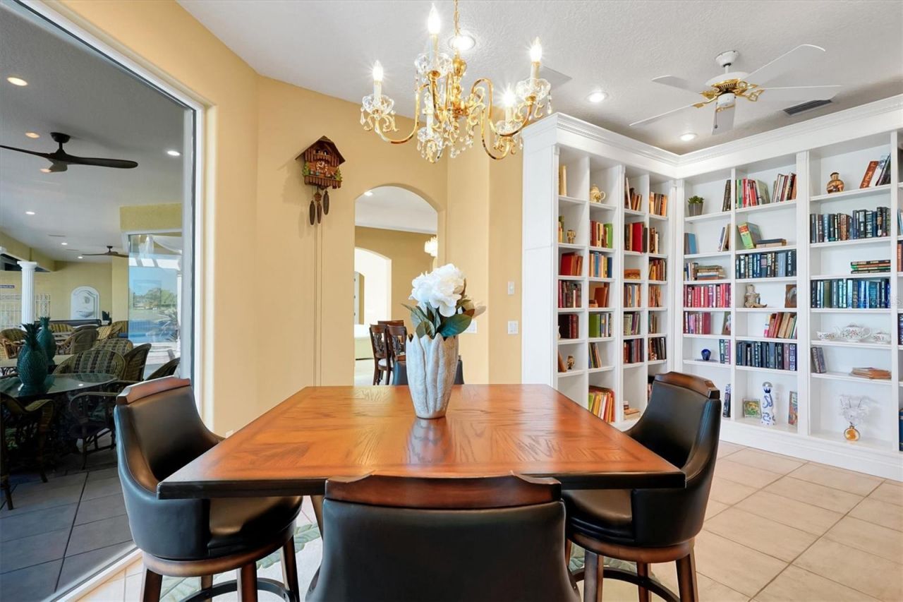 4209 Lake Lockhart Drive, Orlando, FL 32810 Photo