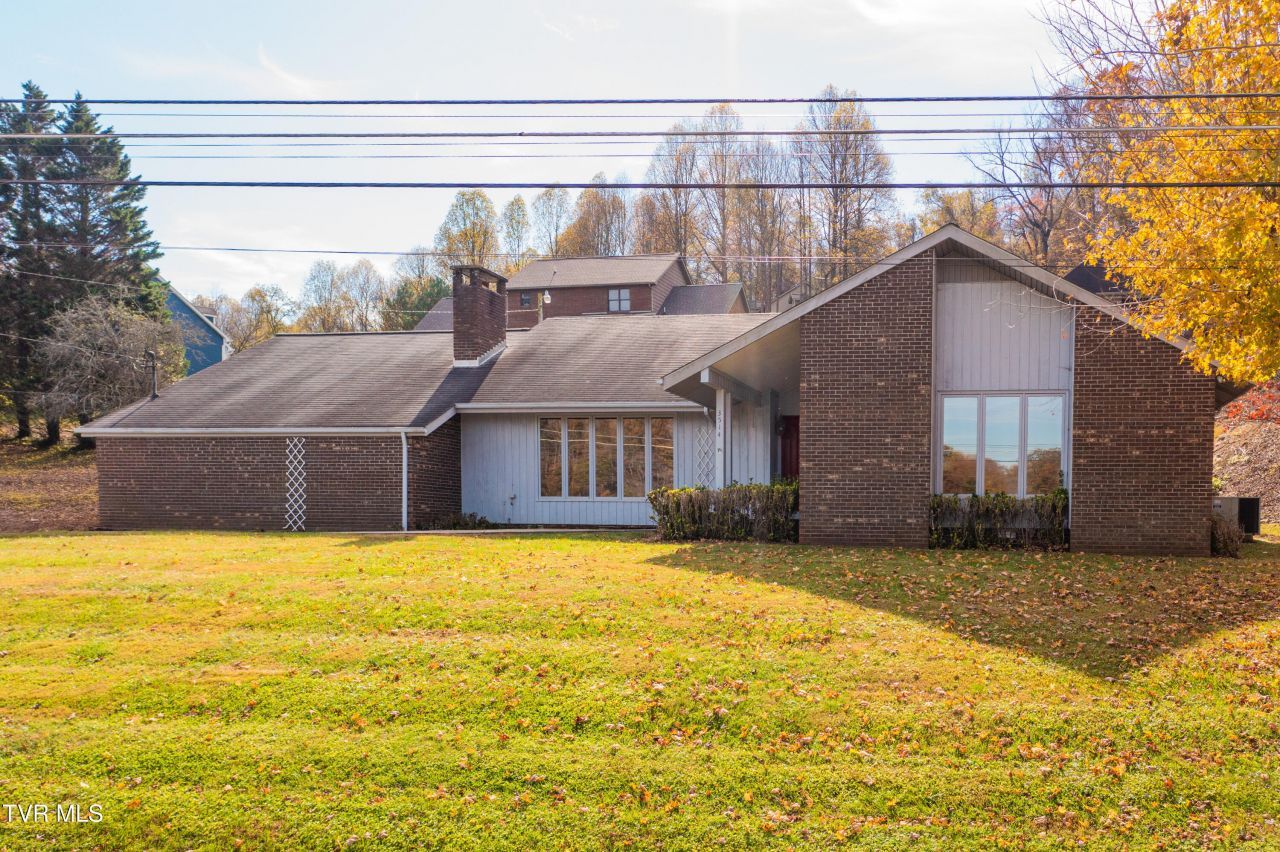 3514 Lakeshore Drive, Kingsport, TN 37663 Main Photo