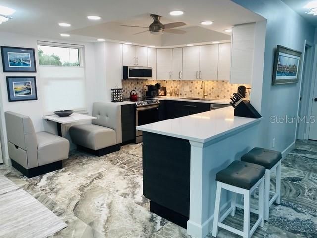 5200 Brittany Drive S, Unit 204, Saint Petersburg, FL 33715 Photo