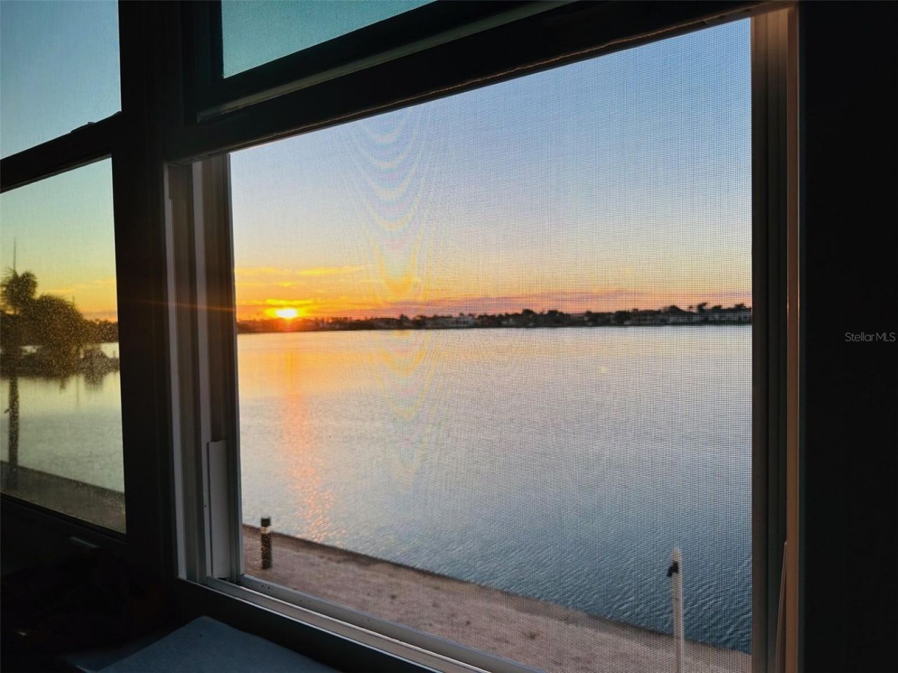 5200 Brittany Drive S, Unit 204, Saint Petersburg, FL 33715 Photo