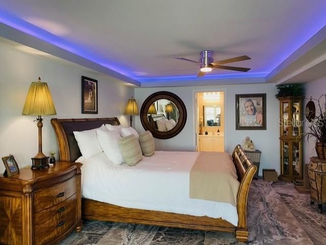 5200 Brittany Drive S, Unit 204, Saint Petersburg, FL 33715 Photo