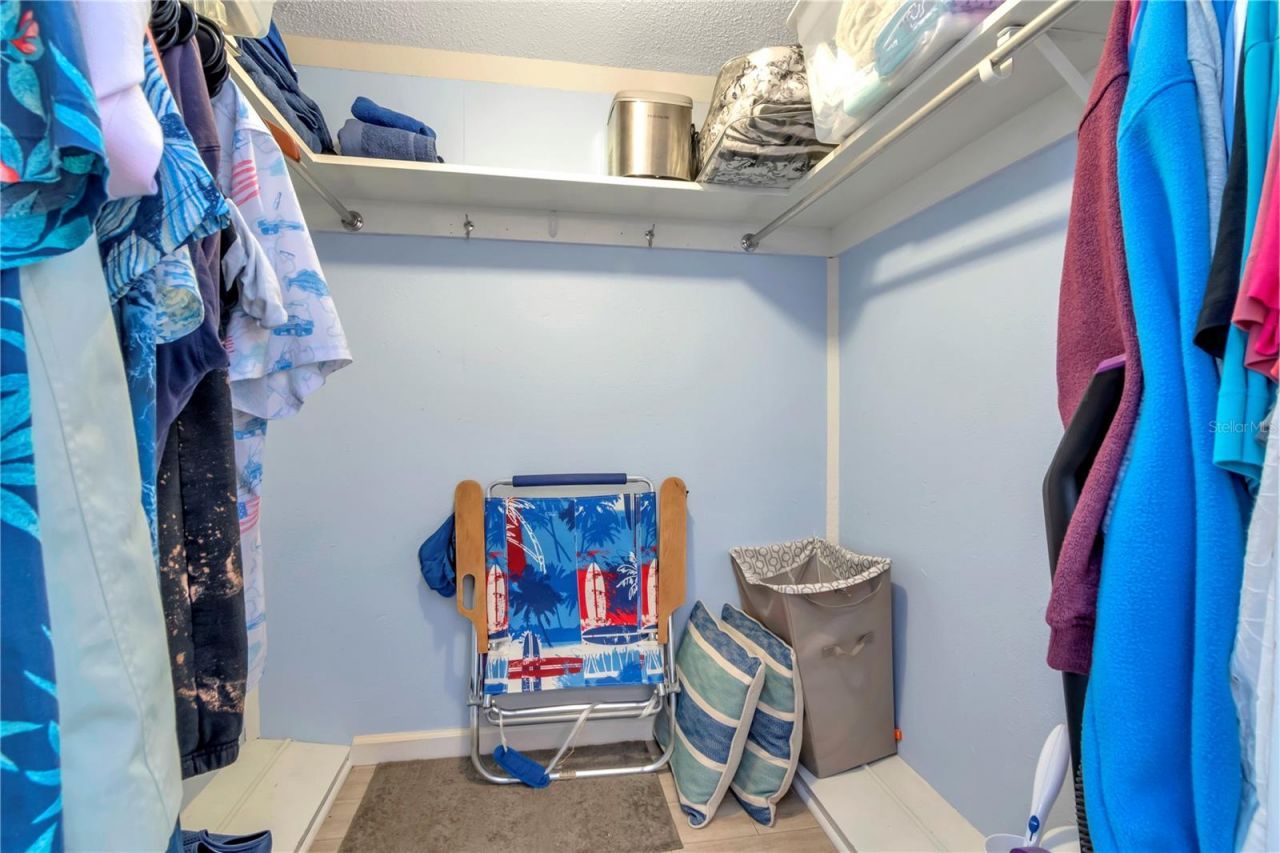 4390 Exeter Drive, Unit 305, Longboat Key, FL 34228 Photo