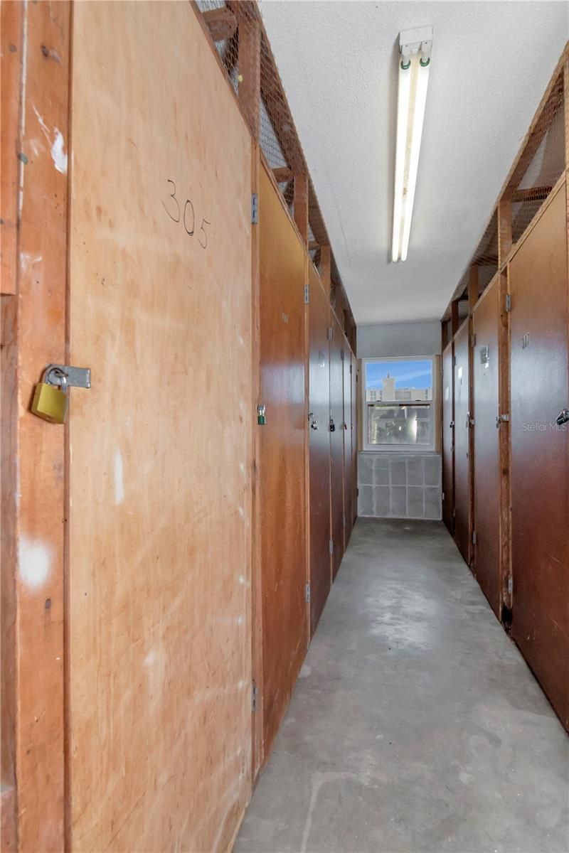 4390 Exeter Drive, Unit 305, Longboat Key, FL 34228 Photo