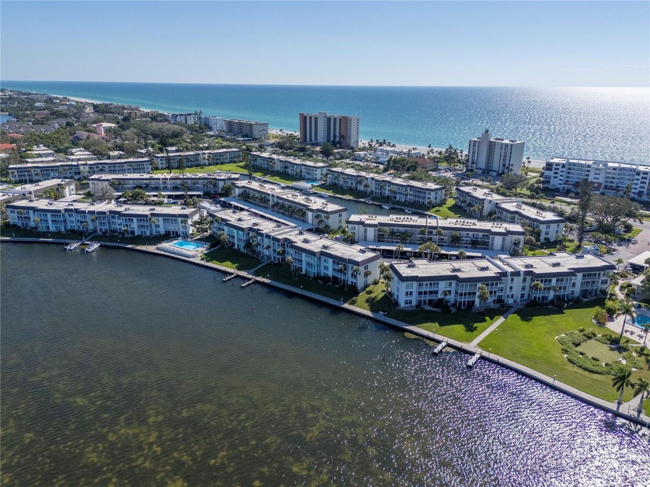 4390 Exeter Drive, Unit 305, Longboat Key, FL 34228 Photo