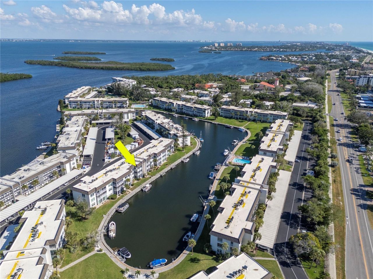 4390 Exeter Drive, Unit 305, Longboat Key, FL 34228 Photo