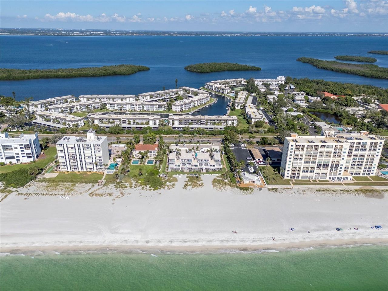 4390 Exeter Drive, Unit 305, Longboat Key, FL 34228 Photo