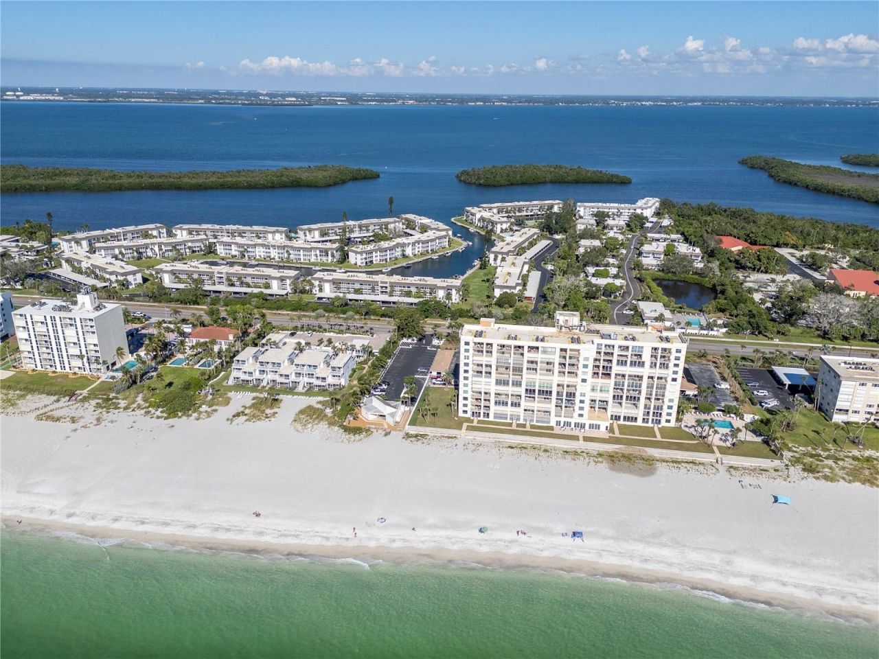 4390 Exeter Drive, Unit 305, Longboat Key, FL 34228 Photo