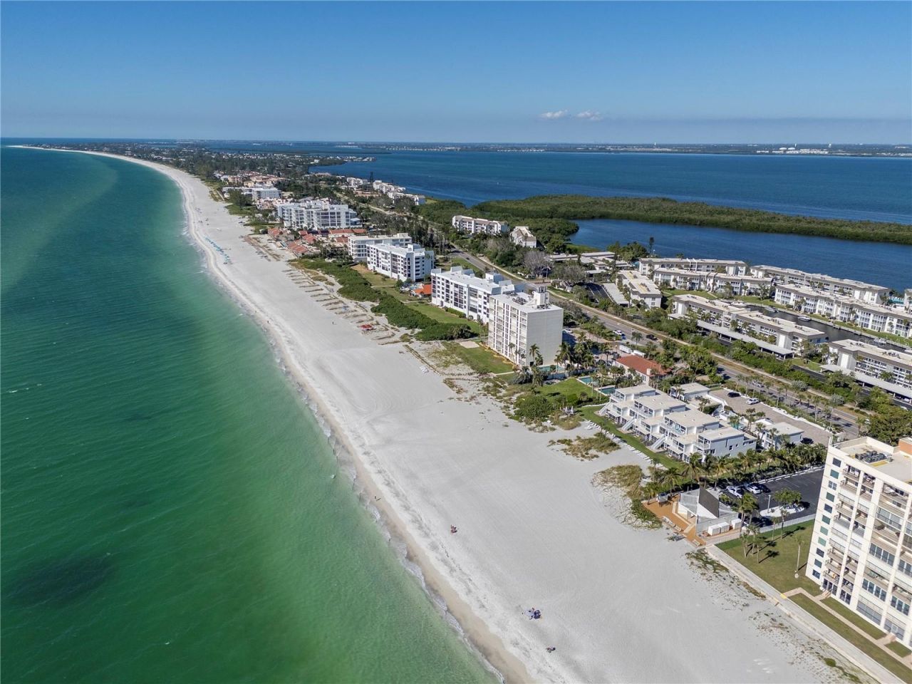 4390 Exeter Drive, Unit 305, Longboat Key, FL 34228 Photo