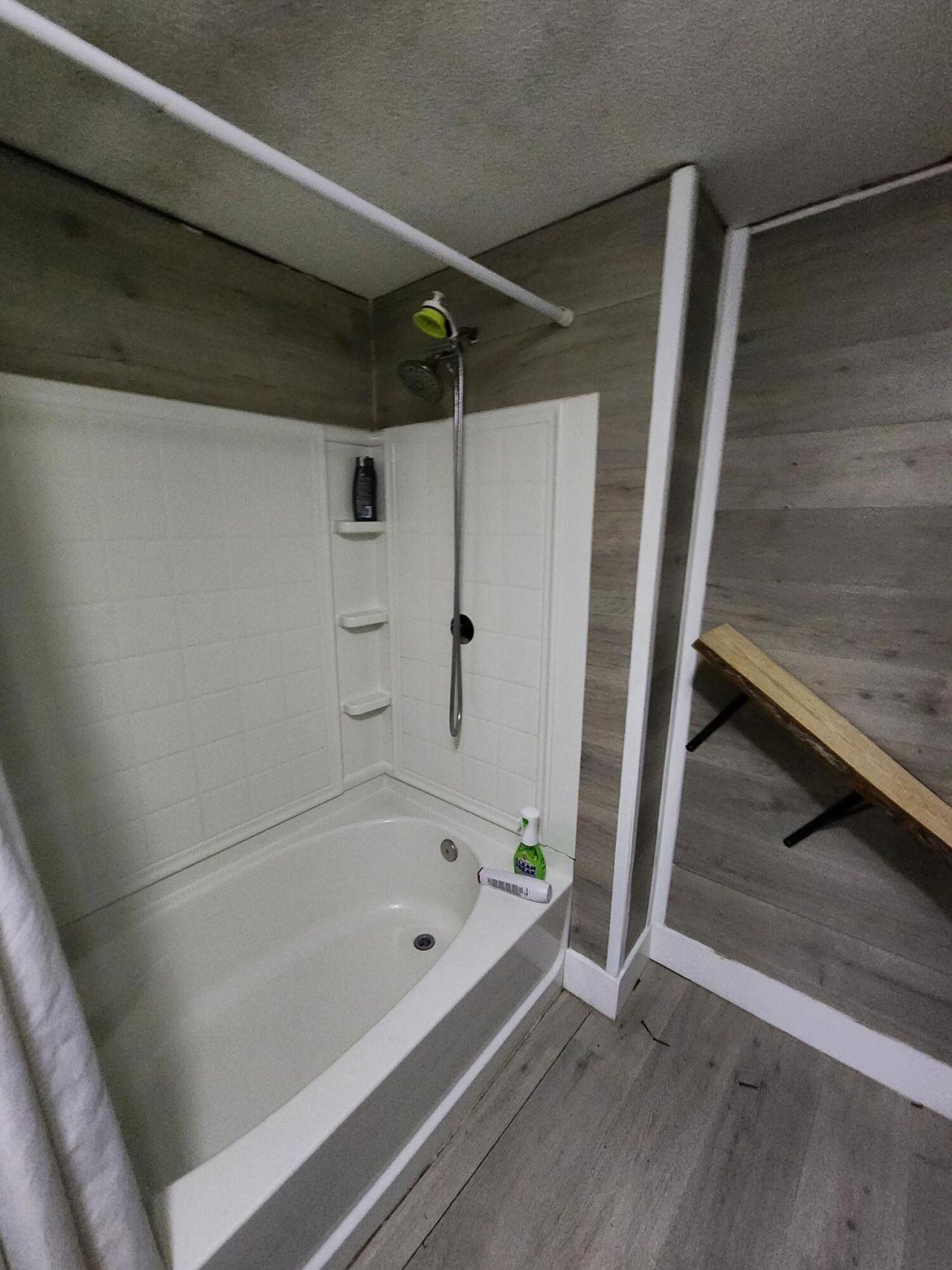 905 Peak Street Photo 14