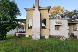 905 Peak Street photo 4