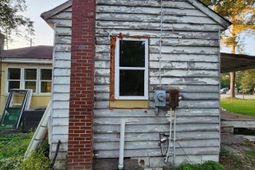 905 Peak Street photo 4